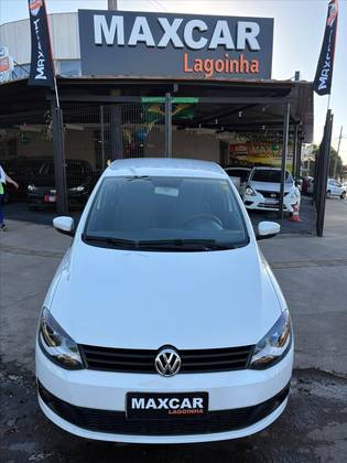 VOLKSWAGEN FOX 1.6 MI 8V FLEX 4P MANUAL VOLKSWAGEN FOX 1.6 MI 8V FLEX 4P MANUAL